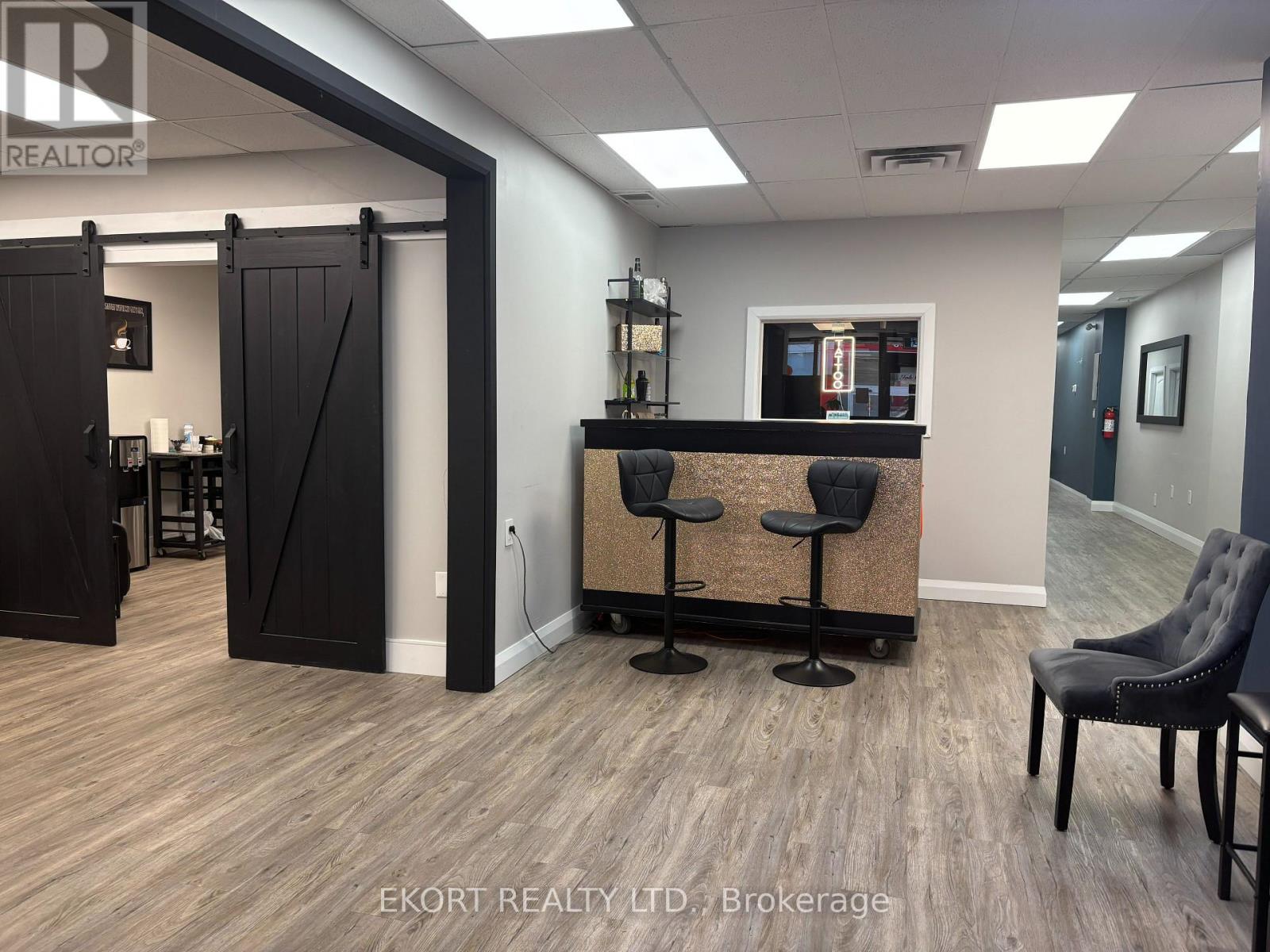 86 Dundas Street W, Quinte West, Ontario  K8V 3P3 - Photo 2 - X12728706