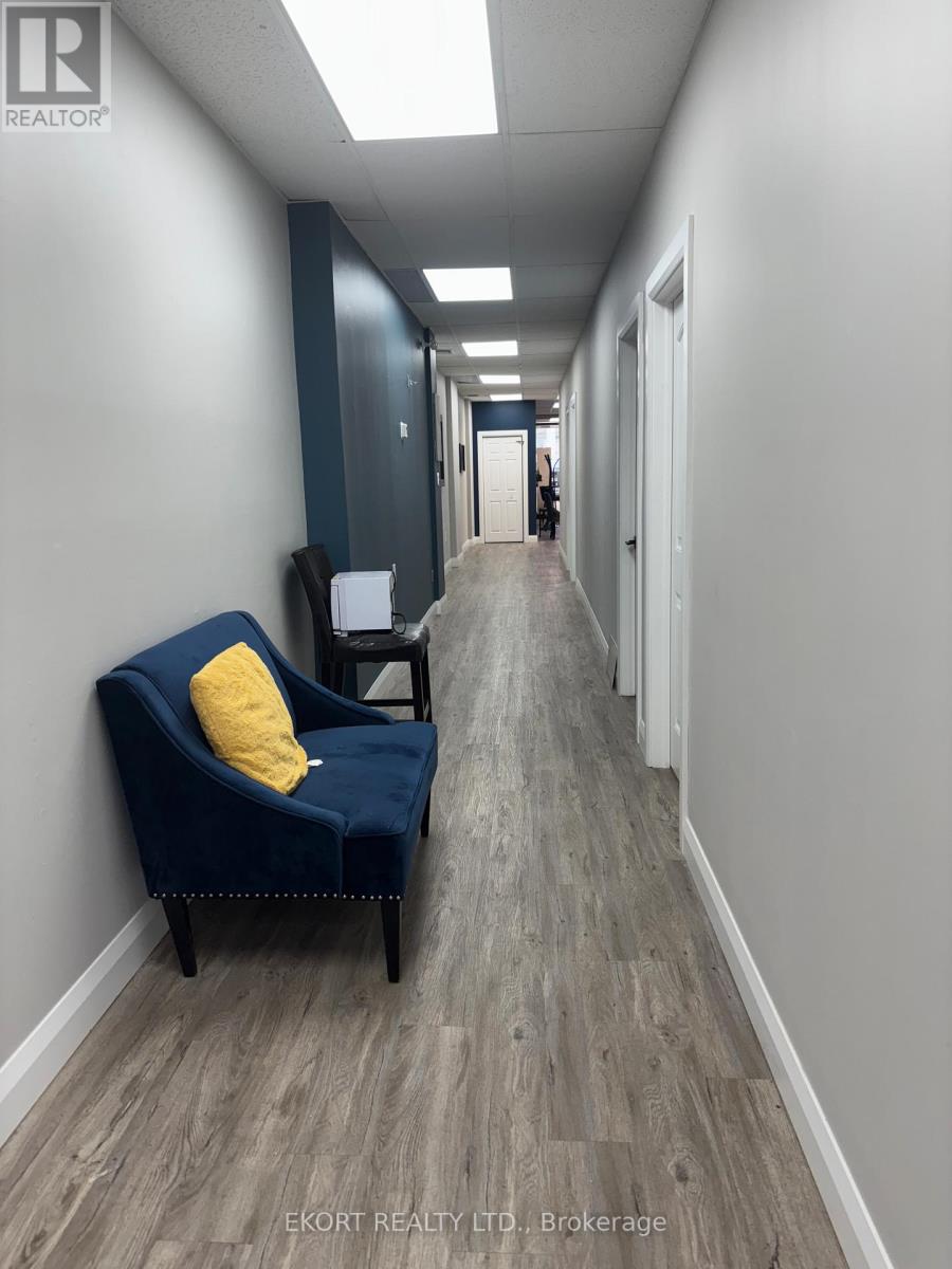 86 Dundas Street W, Quinte West, Ontario  K8V 3P3 - Photo 3 - X12728706