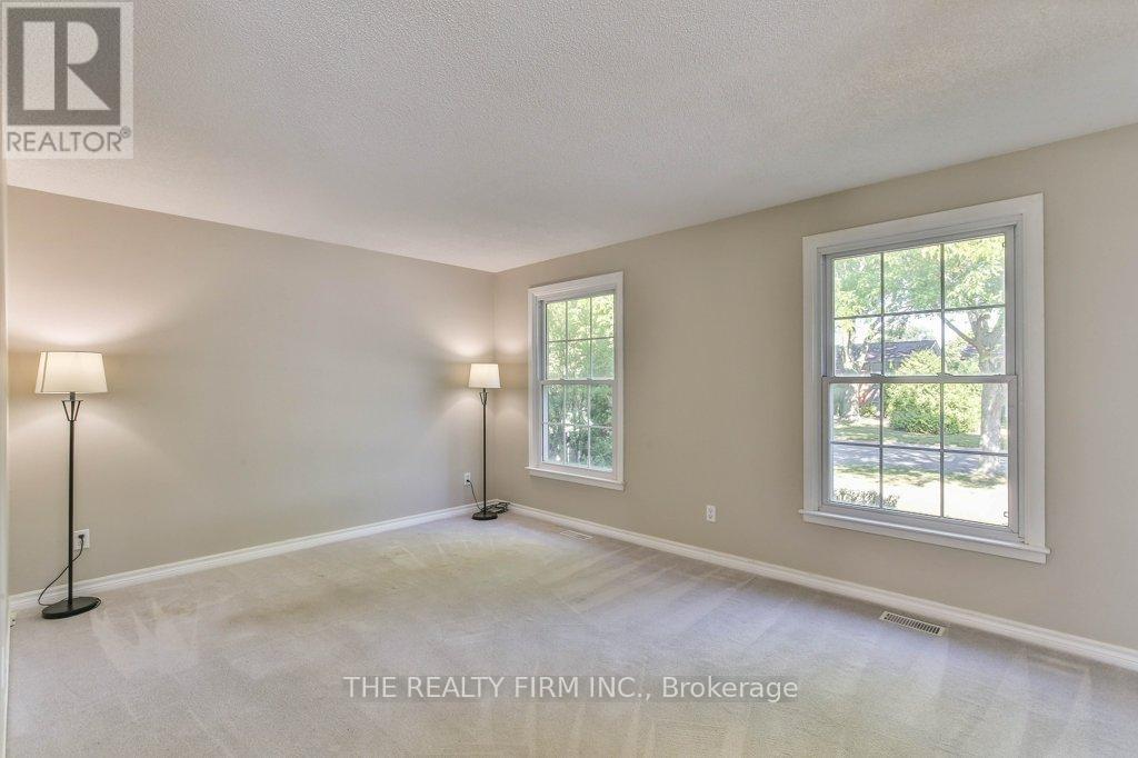 56 Toulon Crescent, London East, Ontario  N5V 1J5 - Photo 10 - X12728600