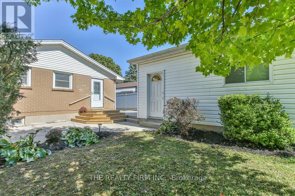 56 Toulon Crescent, London East, Ontario  N5V 1J5 - Photo 50 - X12728600