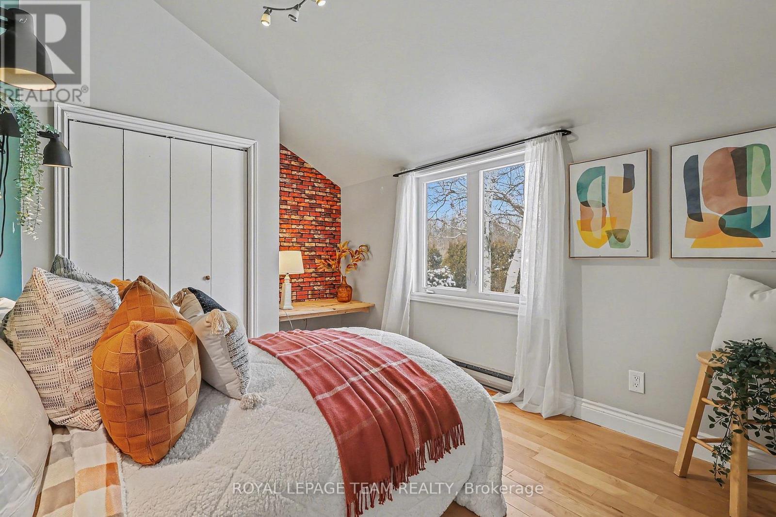 237 Queen West Street, North Dundas, Ontario K0C 1H0 - Photo 18 - X12728702