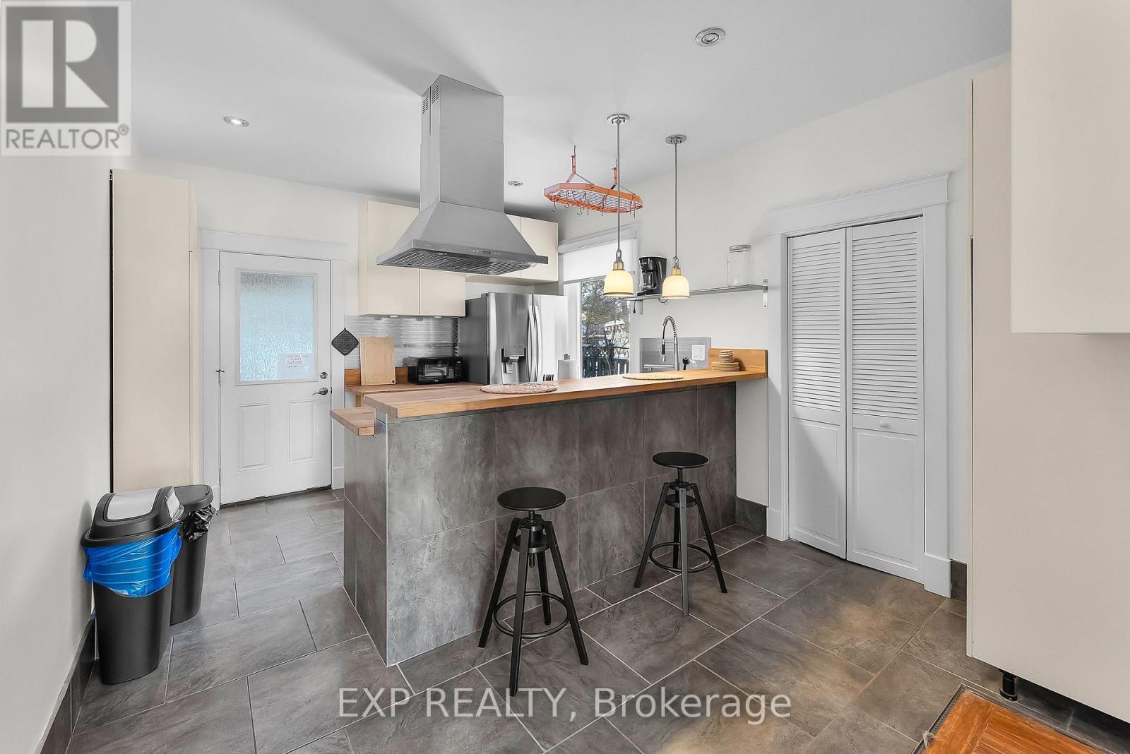 4330 Simcoe Street, Niagara Falls, Ontario  L2E 1T6 - Photo 14 - X12728660