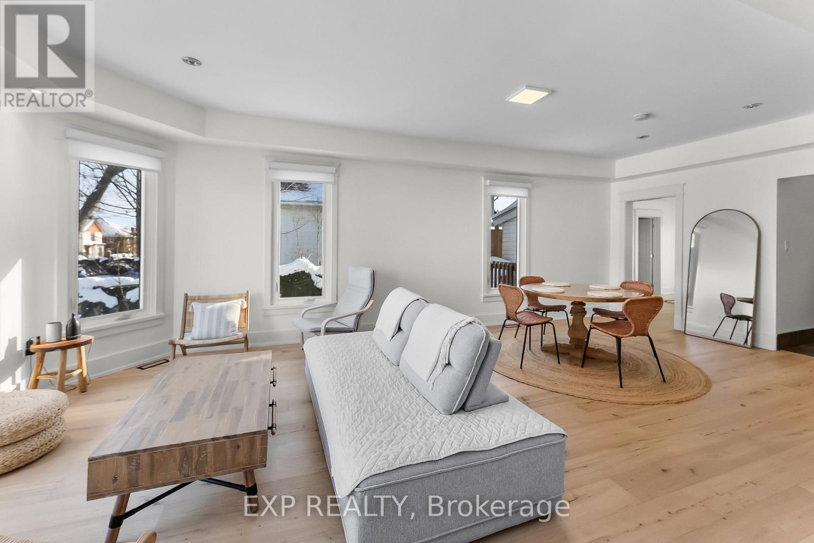 4330 Simcoe Street, Niagara Falls, Ontario  L2E 1T6 - Photo 5 - X12728660