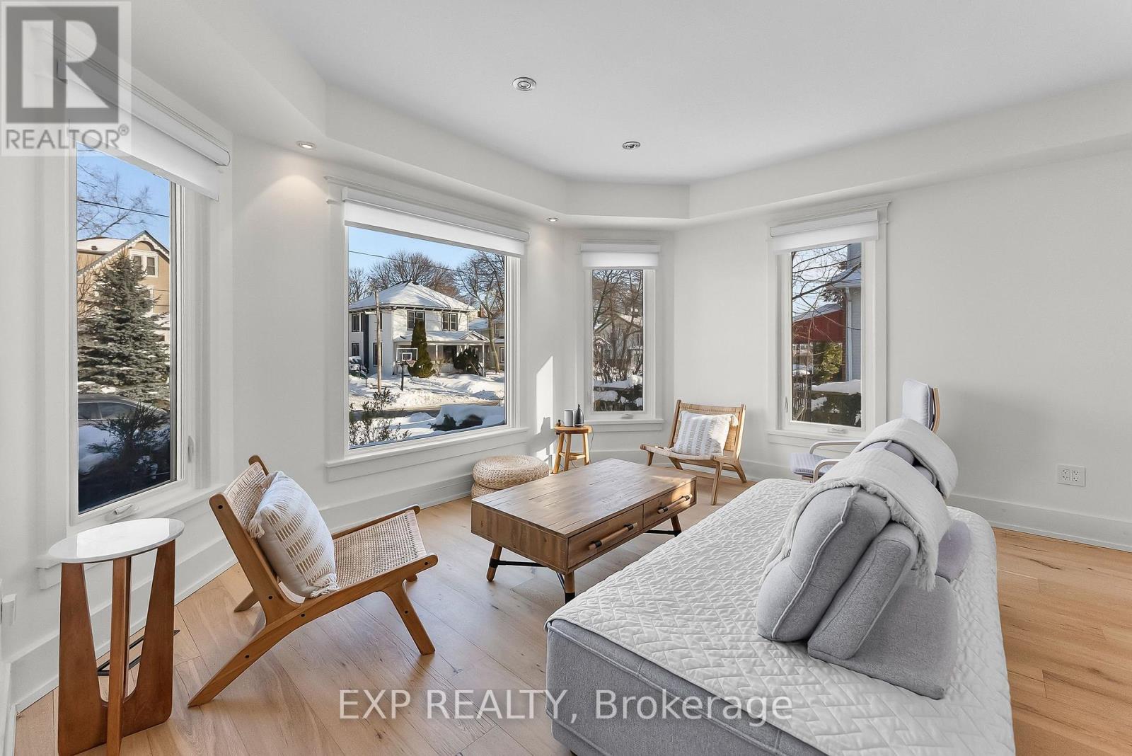 4330 Simcoe Street, Niagara Falls, Ontario  L2E 1T6 - Photo 7 - X12728660