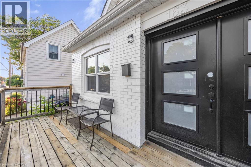 163 Britannia Avenue, Hamilton, Ontario  L8H 1X4 - Photo 2 - 40784916