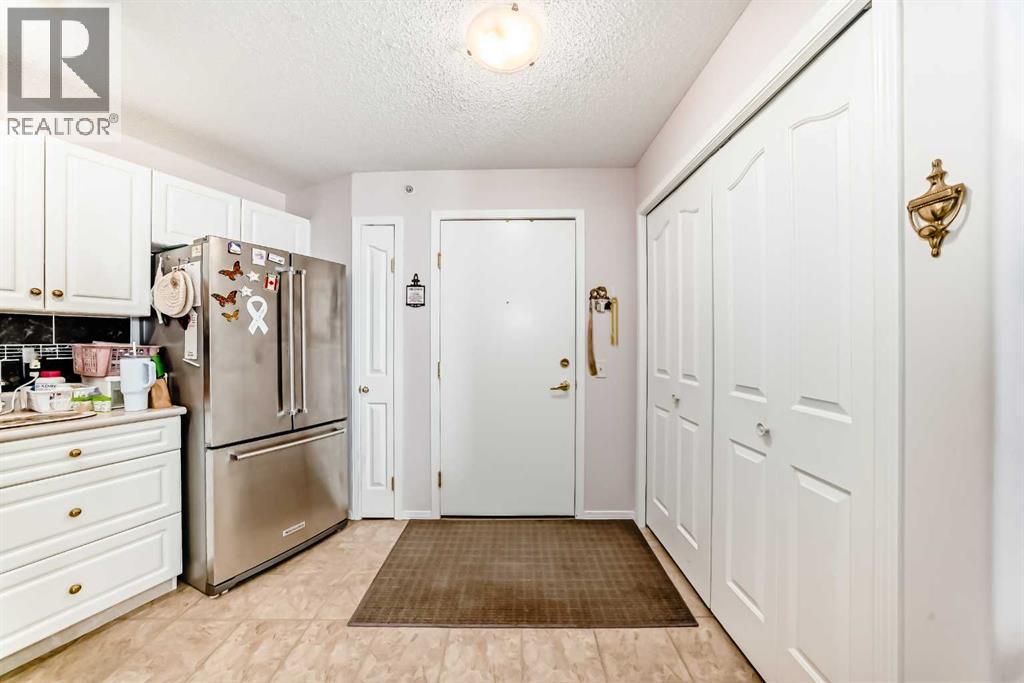 410, 5000 Somervale Court Sw, Calgary, Alberta  T2Y 4M1 - Photo 6 - A2273216