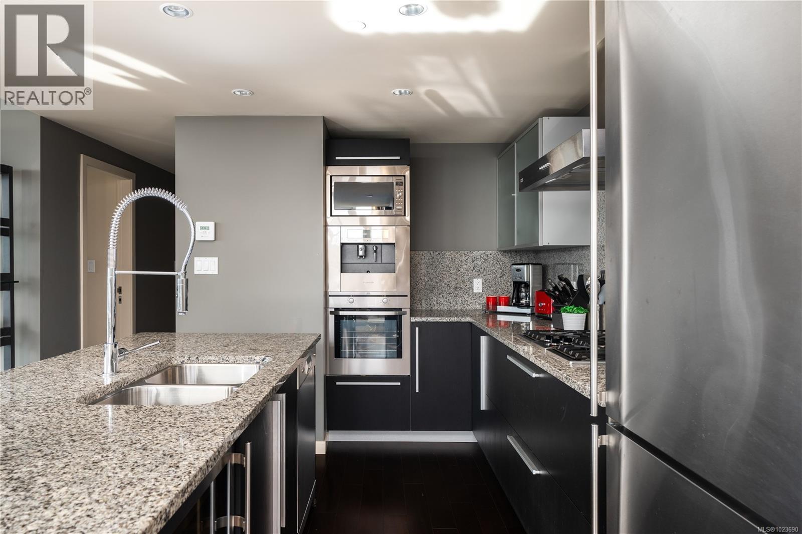 1406 707 Courtney St, Victoria, British Columbia V8W 0A9 - Photo 7 - 1023690