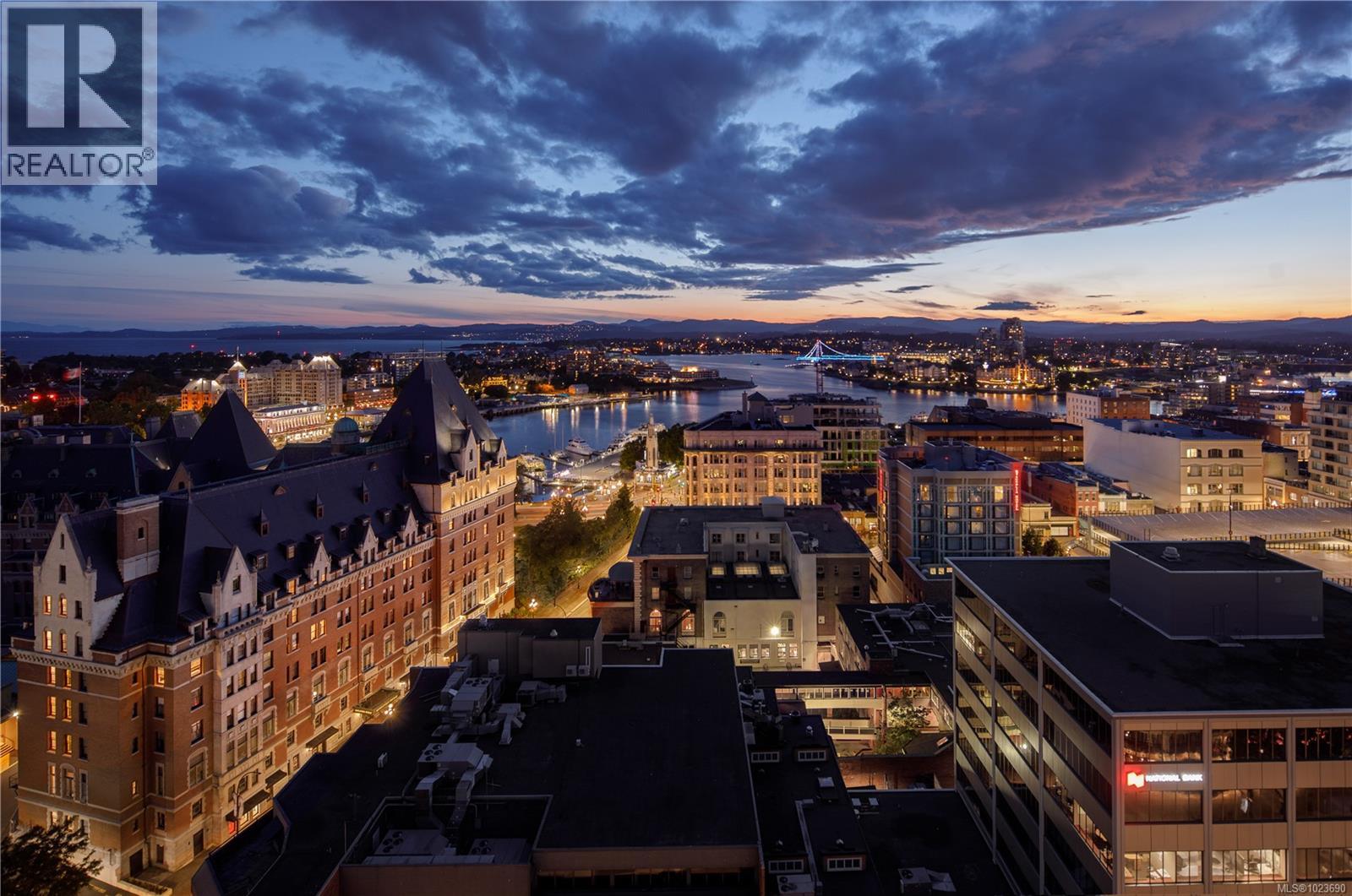 1406 707 Courtney St, Victoria, British Columbia V8W 0A9 - Photo 5 - 1023690