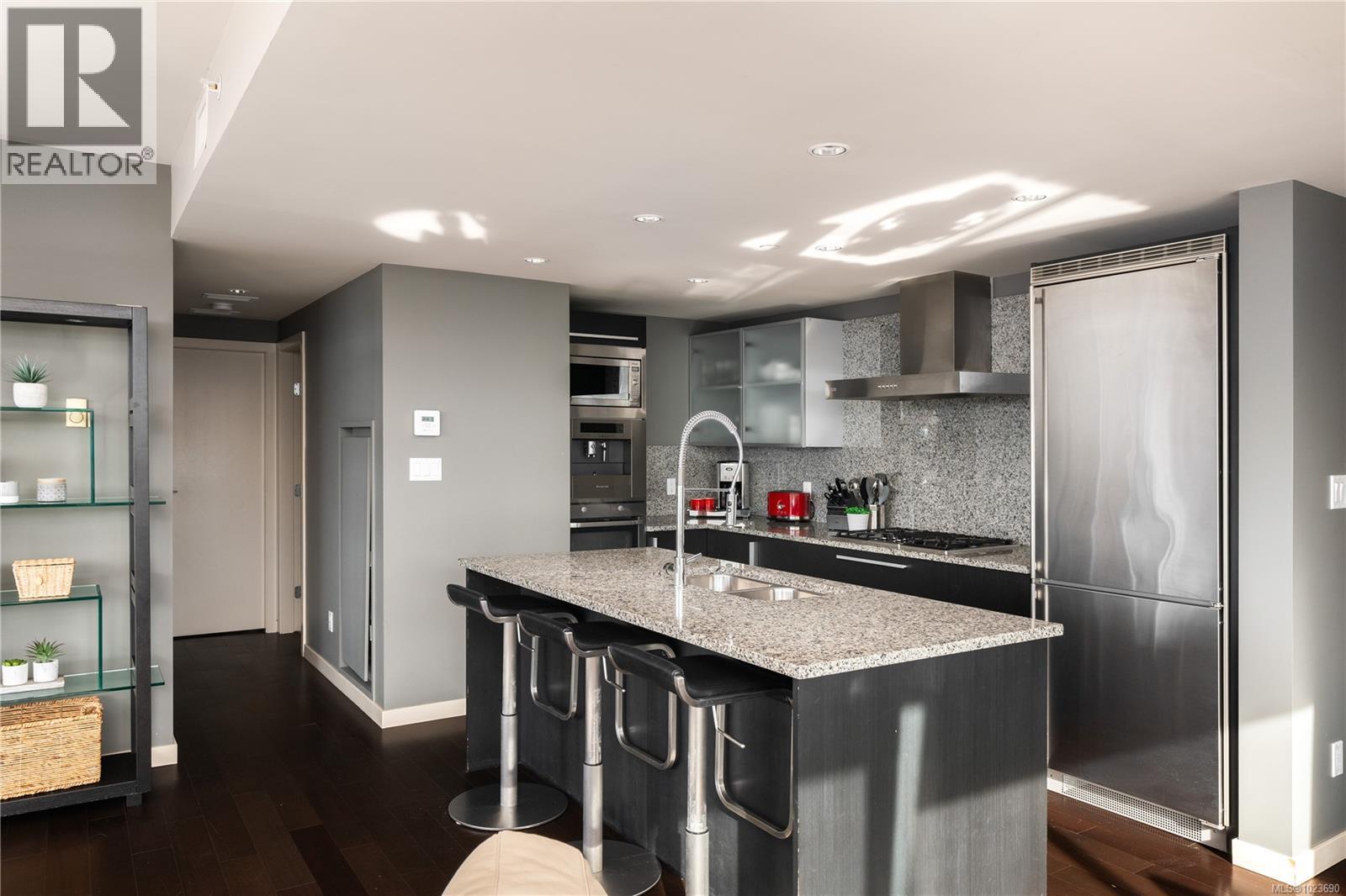 1406 707 Courtney St, Victoria, British Columbia V8W 0A9 - Photo 10 - 1023690