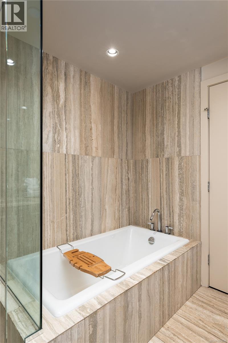 1406 707 Courtney St, Victoria, British Columbia V8W 0A9 - Photo 24 - 1023690