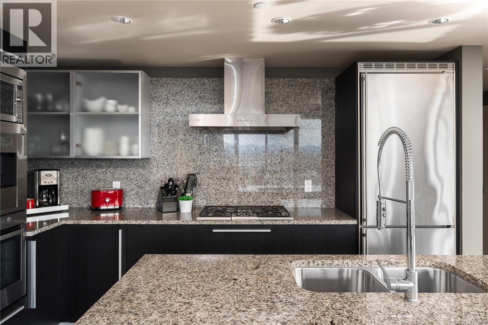 1406 707 Courtney St, Victoria, British Columbia V8W 0A9 - Photo 9 - 1023690