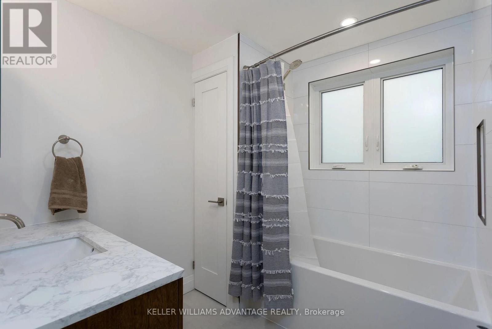 Main - 42 Delaware Avenue, Toronto, Ontario  M6H 2S7 - Photo 26 - C12728748