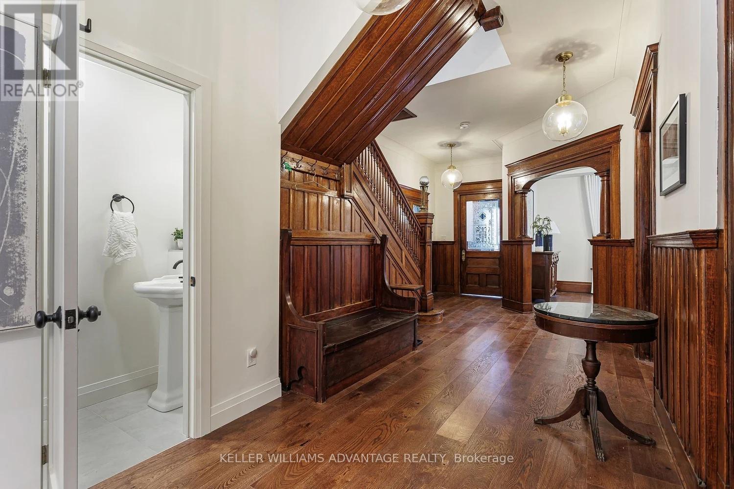 Main - 42 Delaware Avenue, Toronto, Ontario  M6H 2S7 - Photo 4 - C12728748