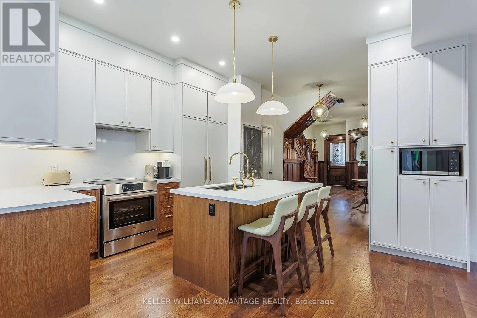 Main - 42 Delaware Avenue, Toronto, Ontario  M6H 2S7 - Photo 7 - C12728748