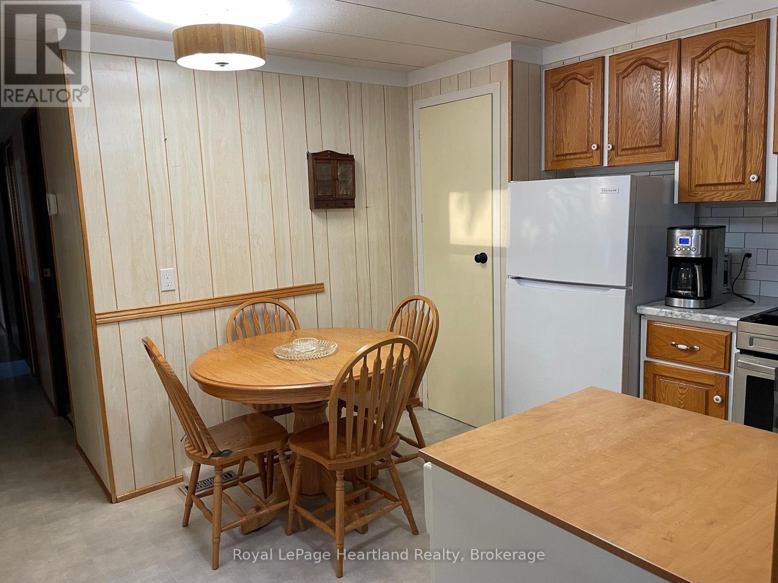 36 Sutton Drive, Ashfield-Colborne-Wawanosh, Ontario  N7A 3Y3 - Photo 5 - X11896559