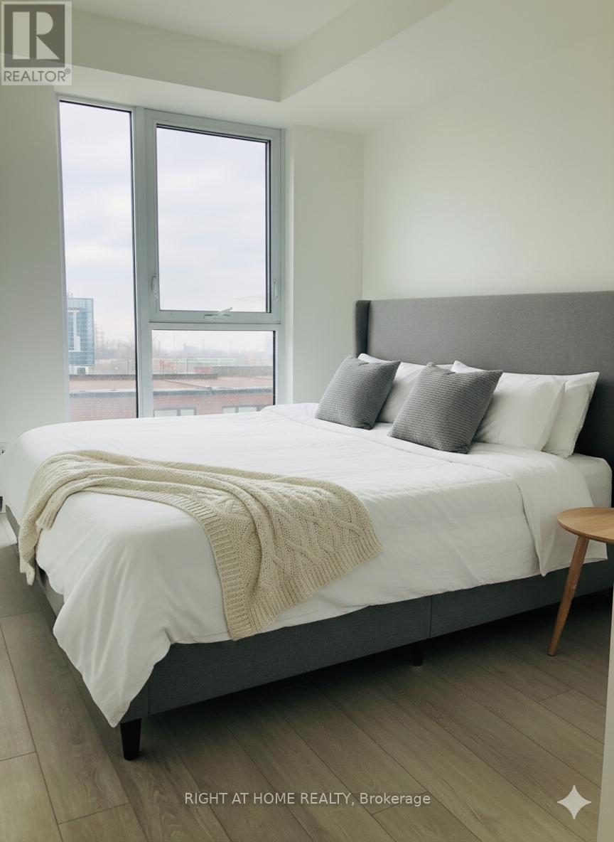 306 - 25 BASEBALL PLACE, Toronto, Ontario