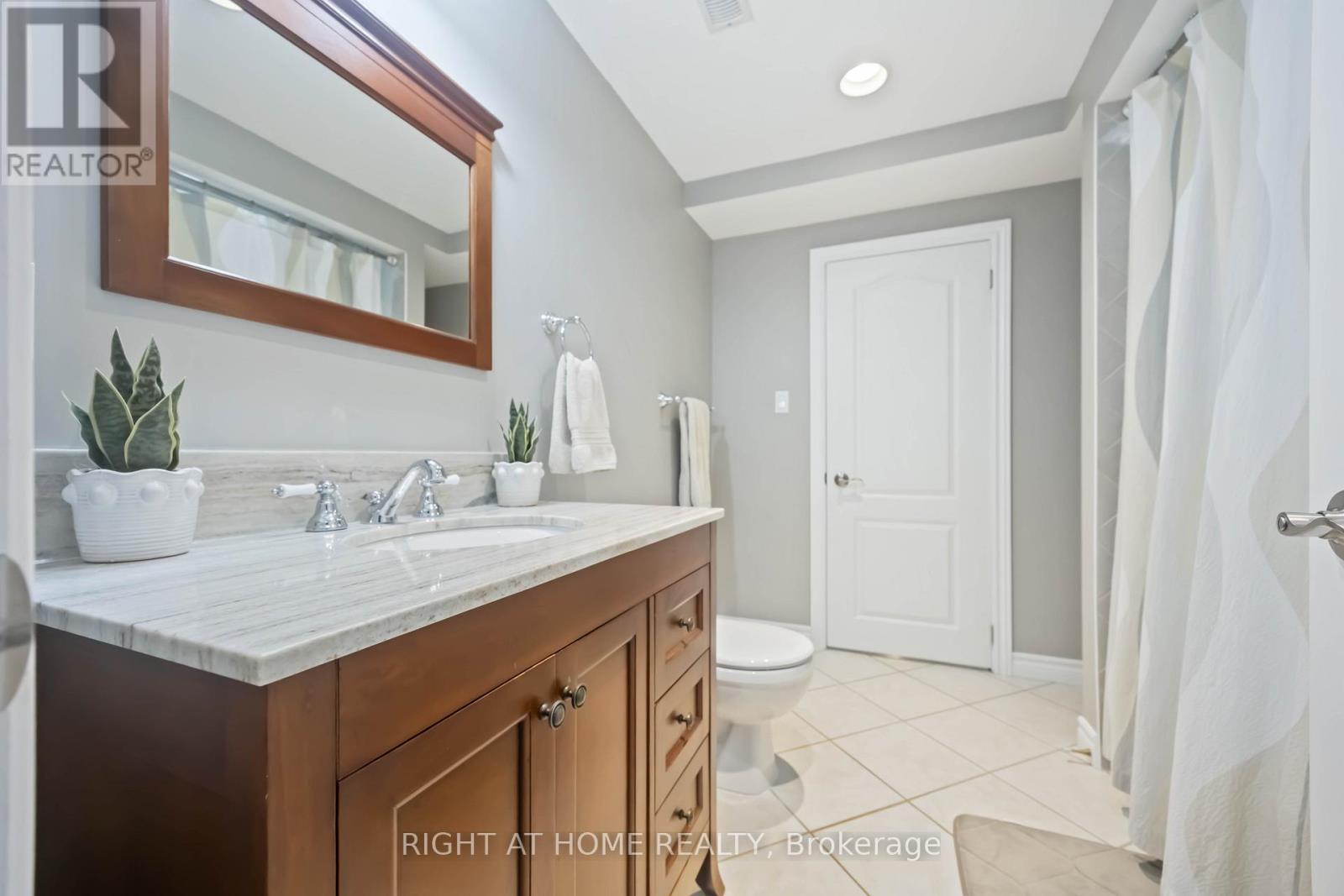 7 Lady May Drive, Whitby, Ontario  L1R 3C8 - Photo 32 - E12728694