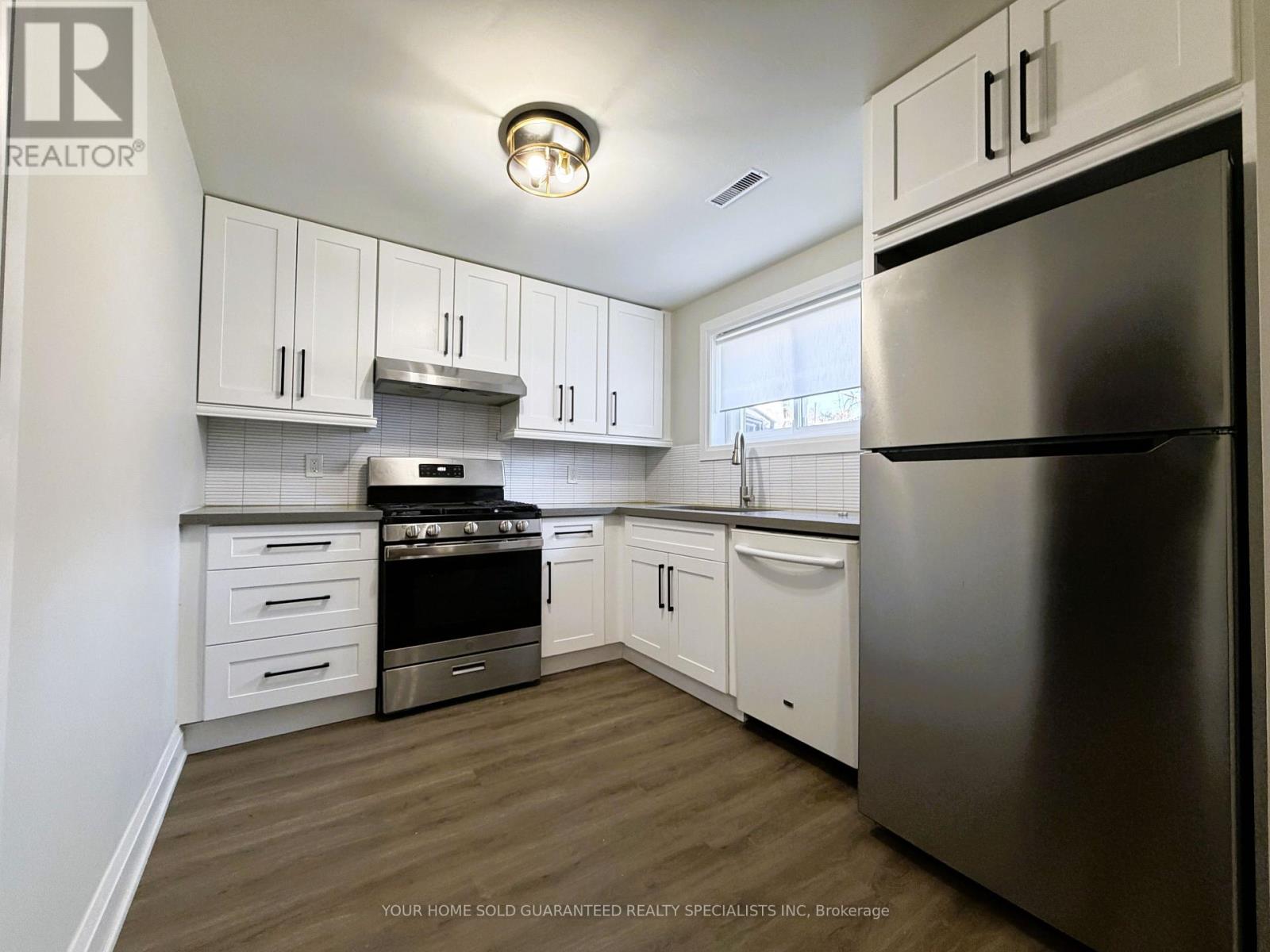 21 Beamsville Drive, Toronto, Ontario  M1T 3S1 - Photo 2 - E12728712