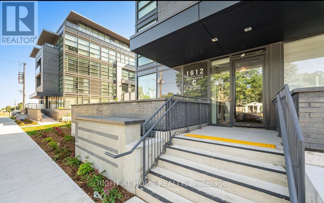 428 - 1612 Charles Street, Whitby, Ontario  L1N 1B9 - Photo 8 - E12728728