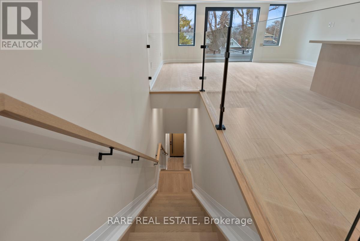 3 - 191 Gledhill Avenue, Toronto, Ontario  M4C 5K9 - Photo 3 - E12728738