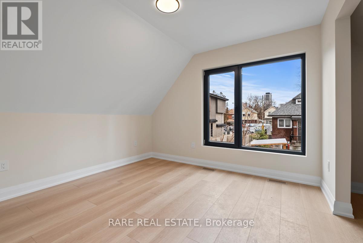 5 - 191 Gledhill Avenue, Toronto, Ontario  M4C 5K9 - Photo 4 - E12728774