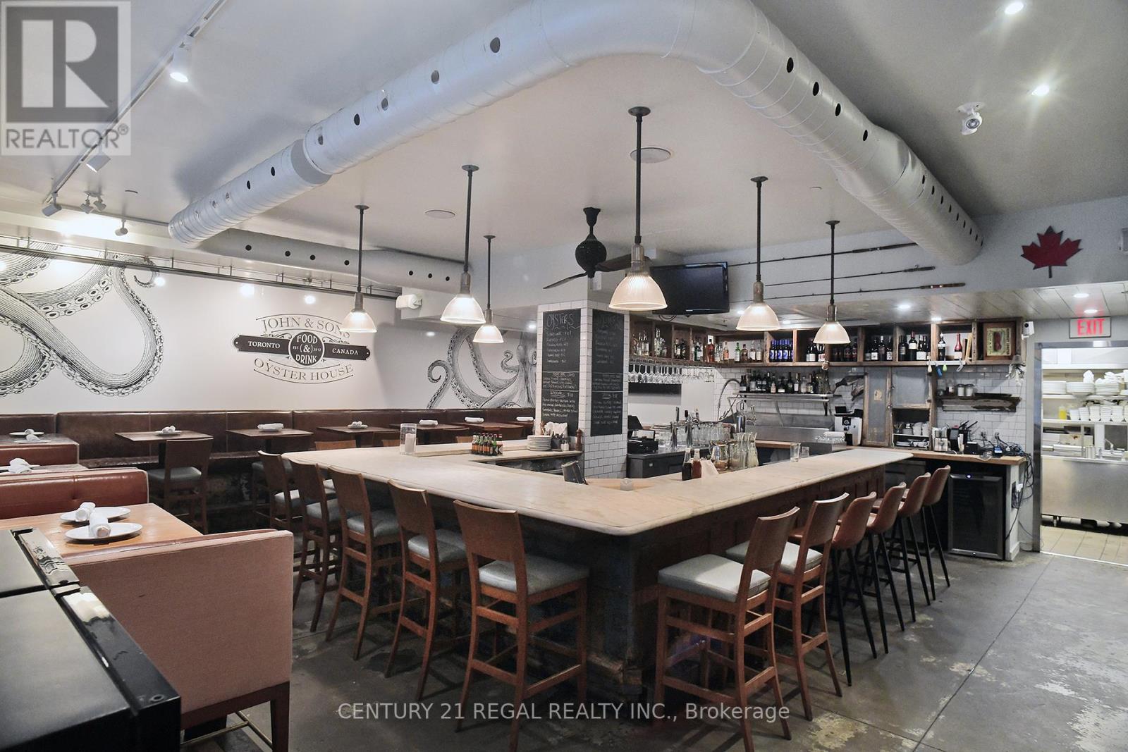 56 TEMPERANCE STREET, Toronto, Ontario