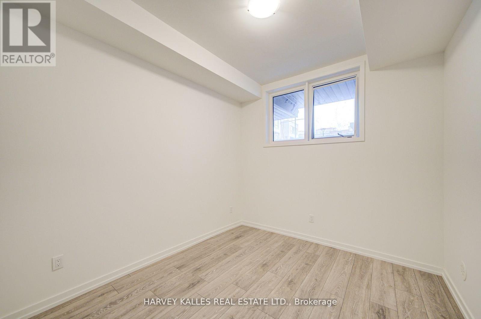 28 - 18 Lytham Green Circle, Newmarket, Ontario  L3Y 0H4 - Photo 22 - N12728618