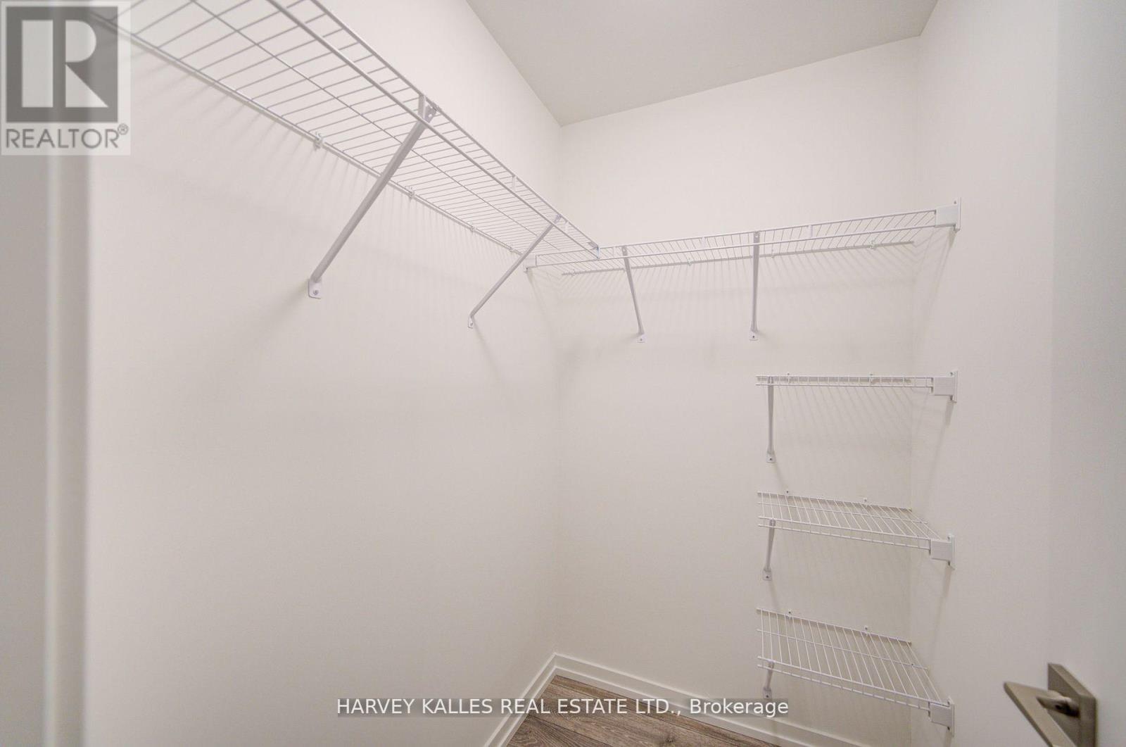 28 - 18 Lytham Green Circle, Newmarket, Ontario  L3Y 0H4 - Photo 26 - N12728618