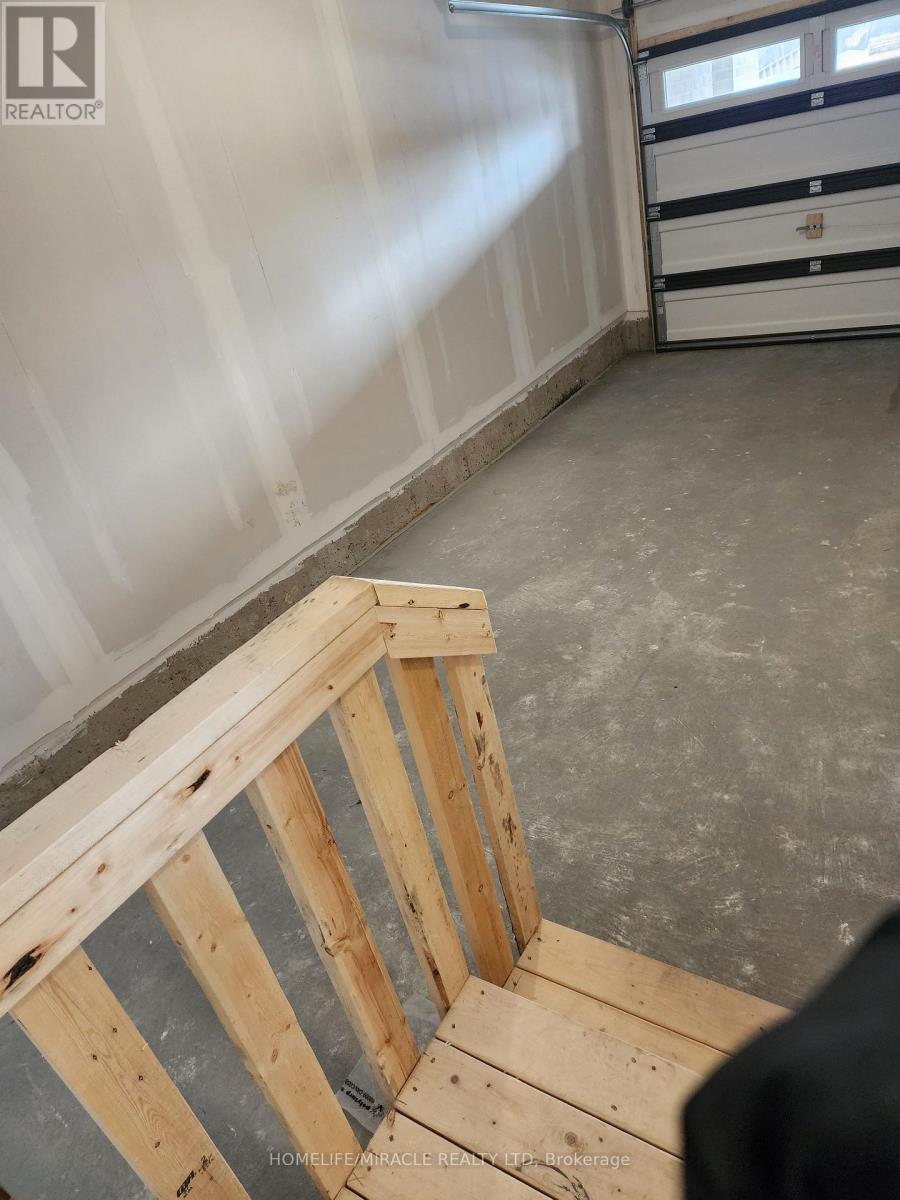 102 Thule Street, Vaughan, Ontario  L4H 5L5 - Photo 22 - N12728652