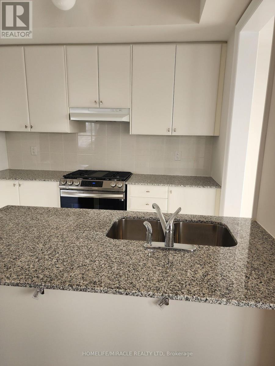 102 Thule Street, Vaughan, Ontario  L4H 5L5 - Photo 6 - N12728652