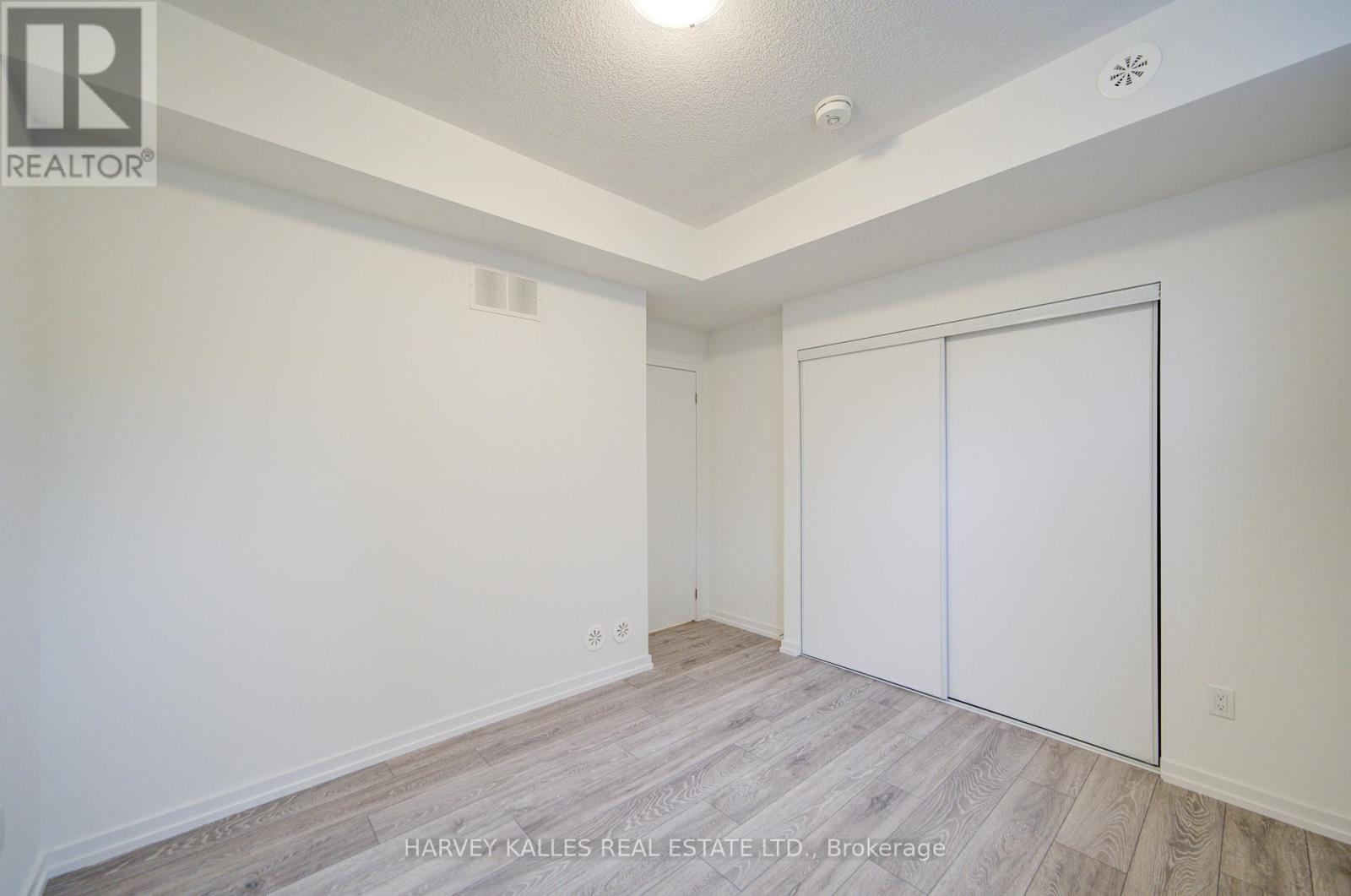 16 - 24 Lytham Green Circle, Newmarket, Ontario  L3Y 0H4 - Photo 17 - N12728656