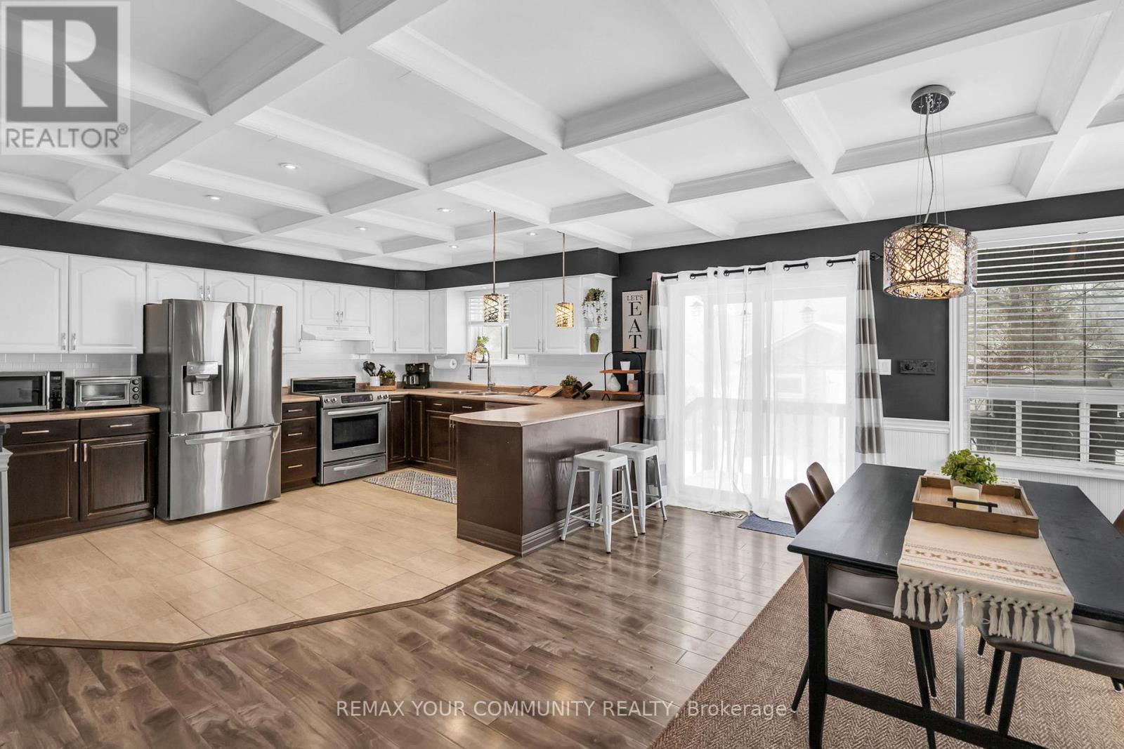 162 Bessborough Drive, Georgina, Ontario  L4P 2R8 - Photo 17 - N12728718