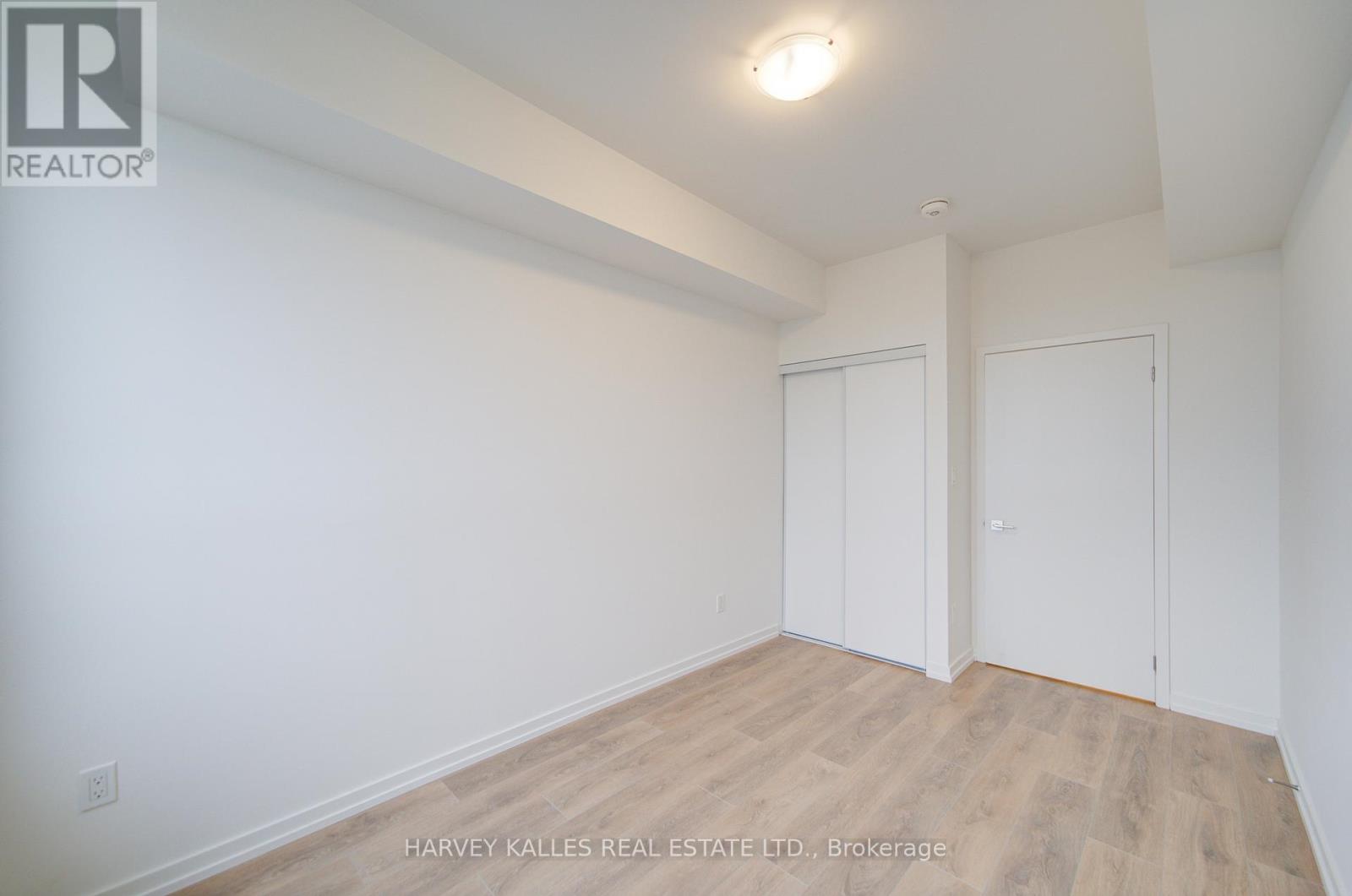 11 - 18 Lytham Green Circle, Newmarket, Ontario  L3Y 0H4 - Photo 29 - N12728750