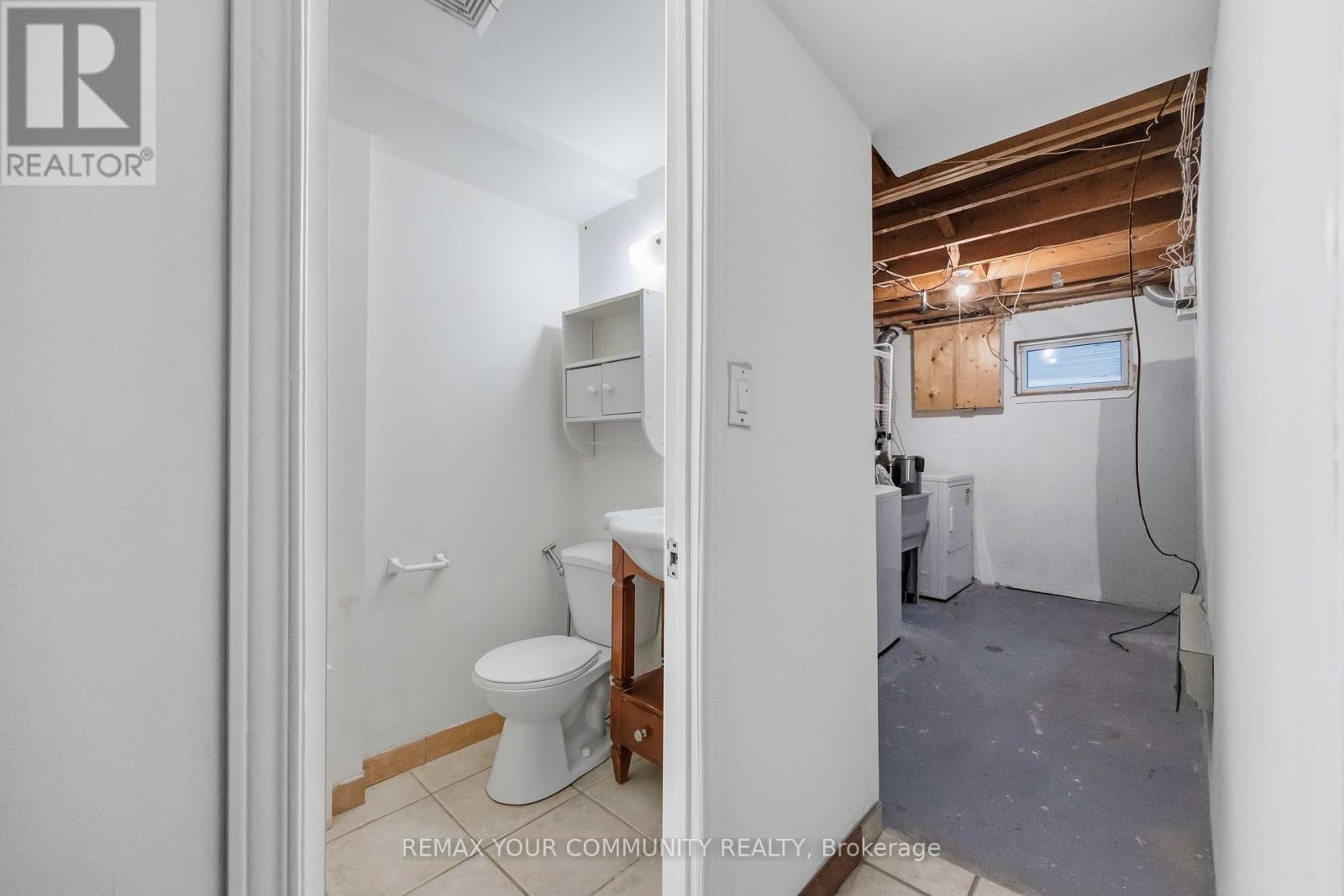 22 Porterfield Crescent, Markham, Ontario  L3T 4S7 - Photo 21 - N12672034