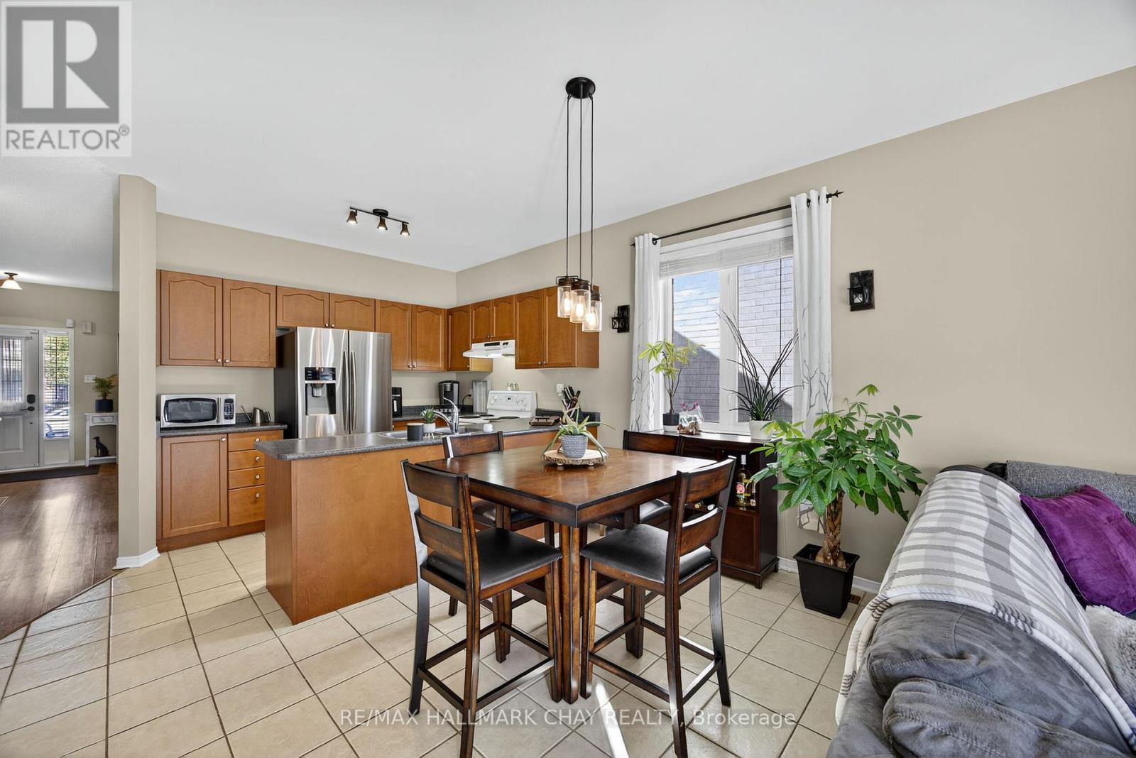 113 Tunbridge Road, Barrie (0 East), Ontario  L4M 6T1 - Photo 11 - S12728612