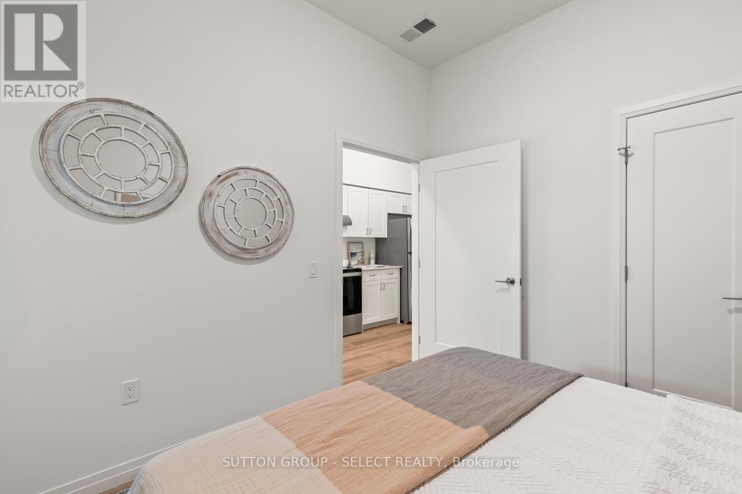 107 - 351 Hill Street, London East, Ontario  N6B 2M1 - Photo 23 - X12643256