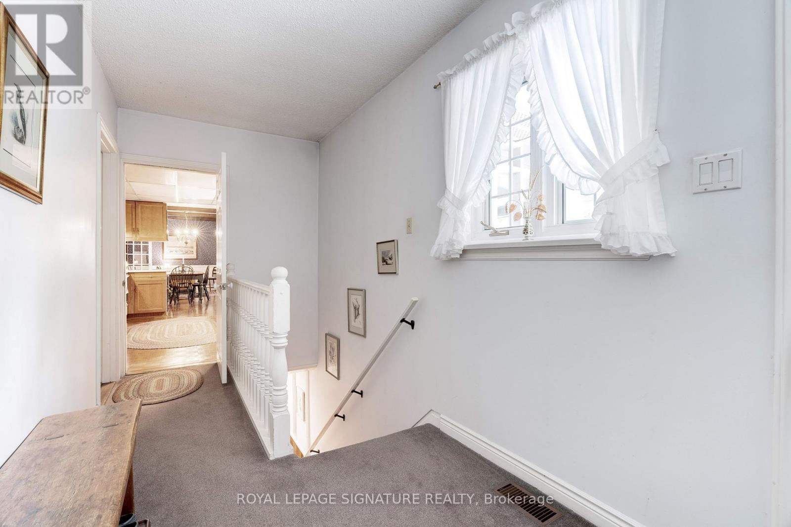 332 Coral Terrace, Oakville, Ontario  L6J 4C4 - Photo 26 - W12694730