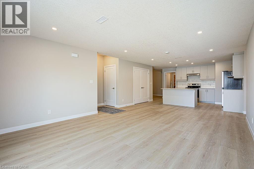 166 Astor Crescent Unit# 302, New Hamburg, Ontario  N3A 2B8 - Photo 5 - 40800886