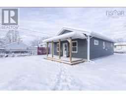 54 Oak Street, Pictou, Nova Scotia