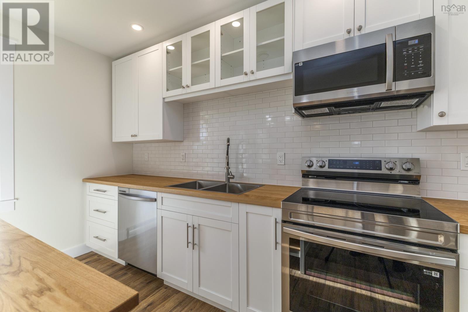 54 Oak Street, Pictou, Nova Scotia  B0K 1H0 - Photo 6 - 202528647