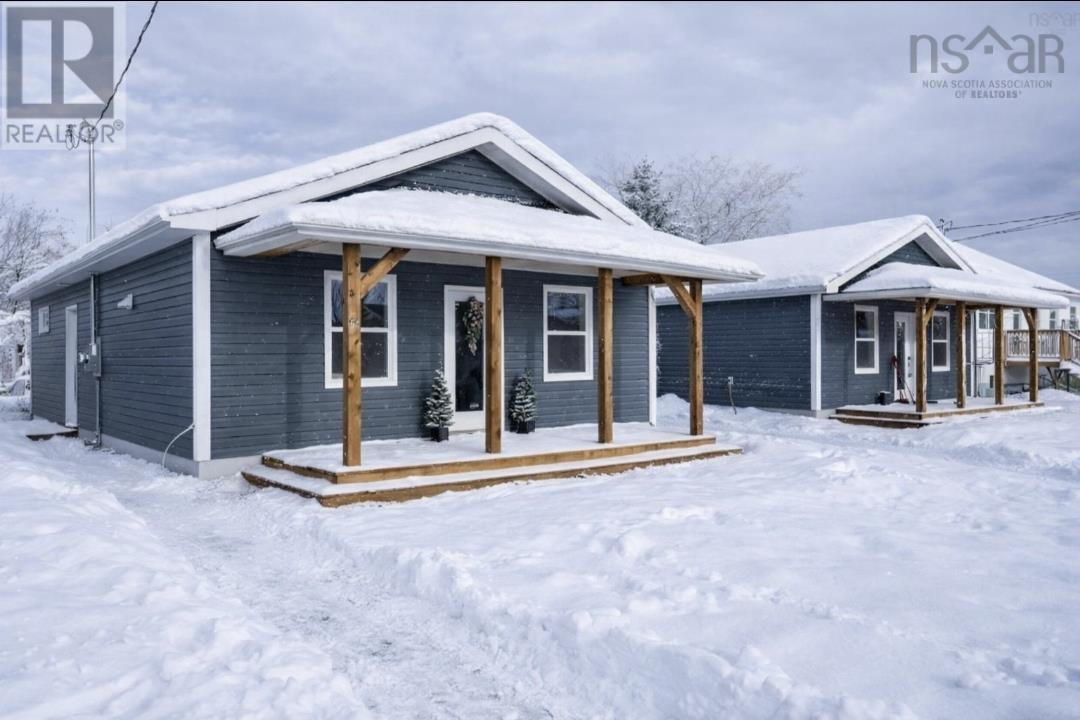 54 Oak Street, Pictou, Nova Scotia  B0K 1H0 - Photo 2 - 202528647