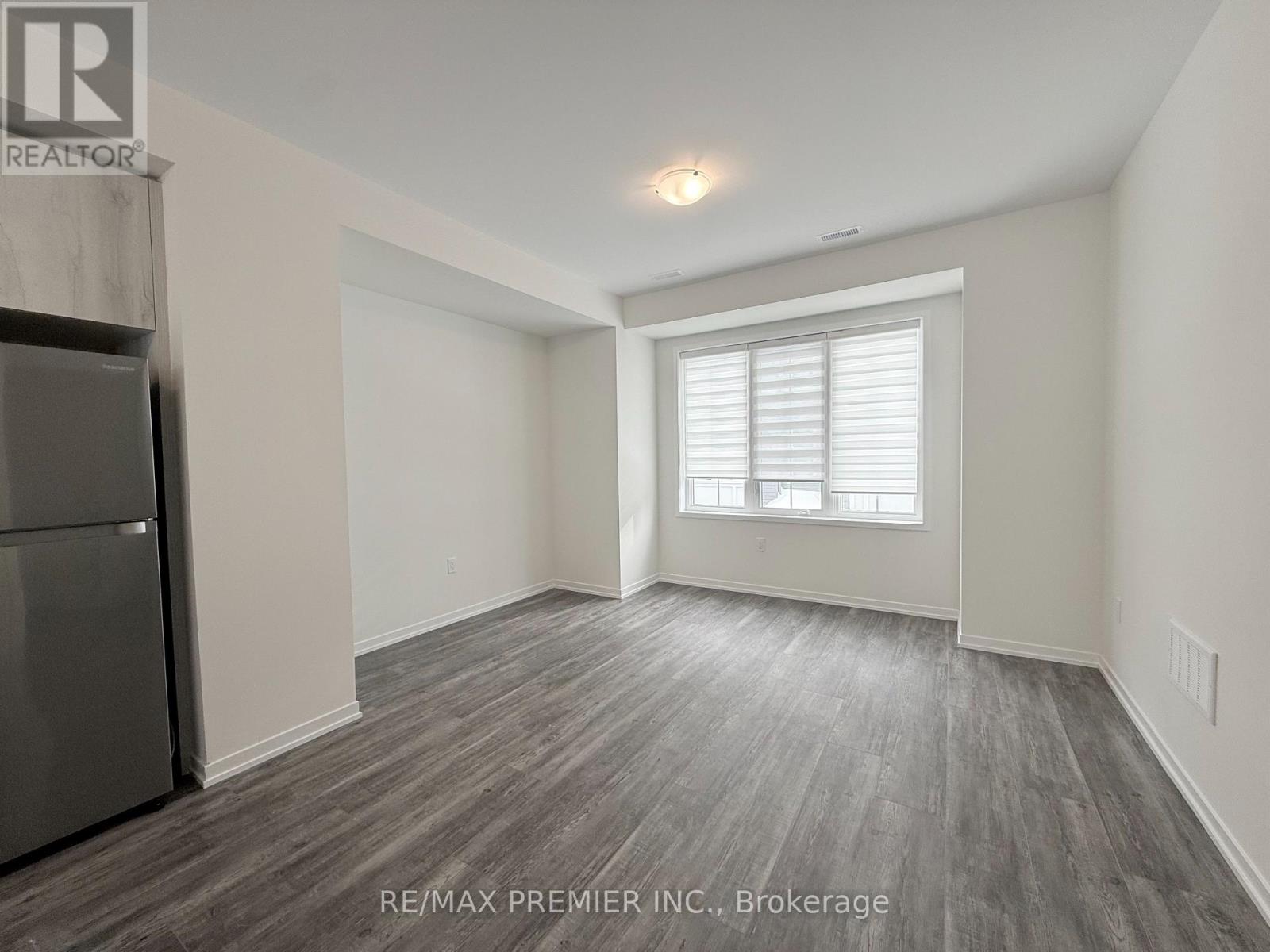 14 Kingbird Common, Cambridge, Ontario N1T 0H4 - Photo 23 - X12632954