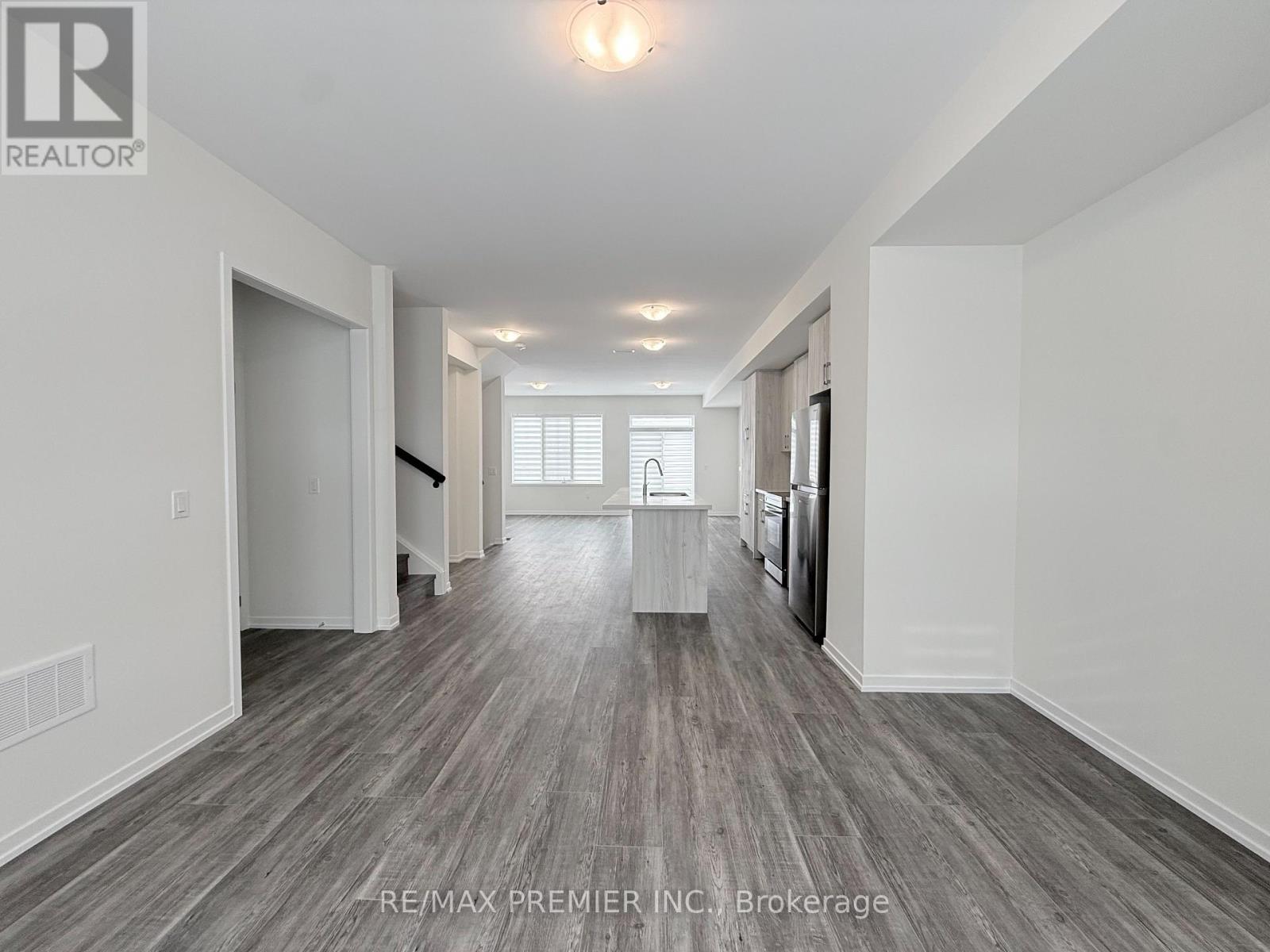 14 Kingbird Common, Cambridge, Ontario N1T 0H4 - Photo 16 - X12632954