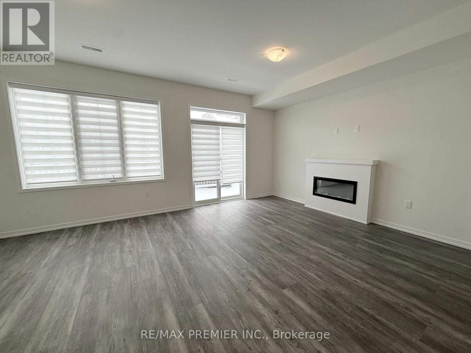 14 Kingbird Common, Cambridge, Ontario N1T 0H4 - Photo 8 - X12632954