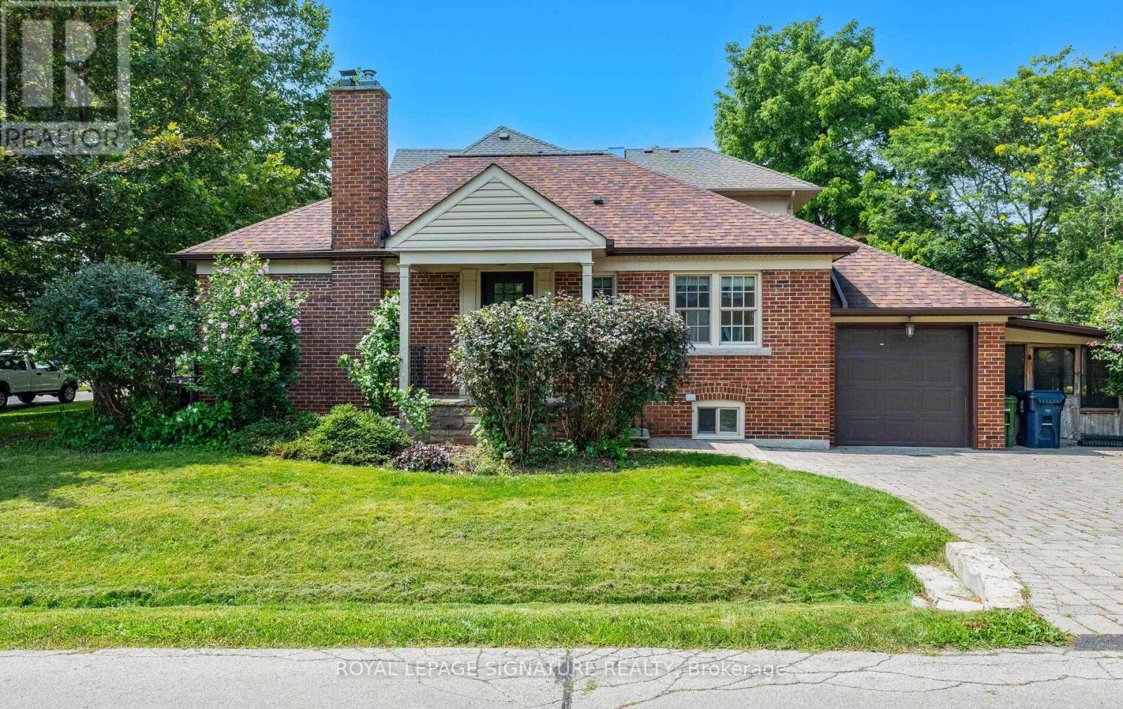 28 EAGLE ROAD, Toronto, Ontario