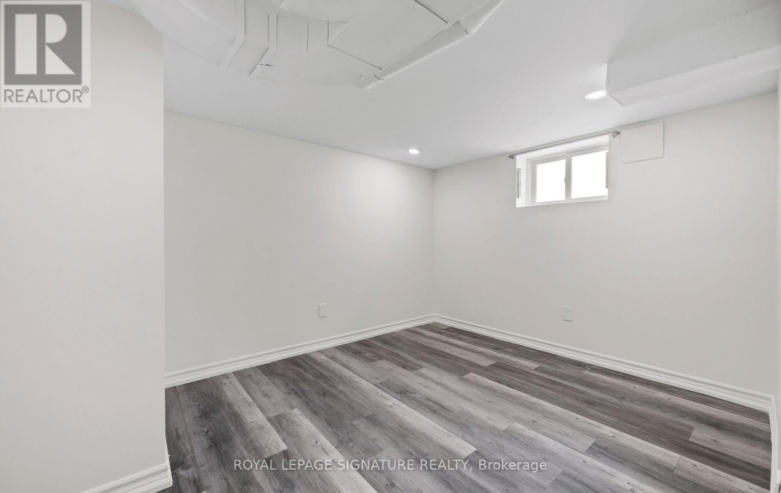 28 Eagle Road, Toronto, Ontario  M8Z 4H5 - Photo 32 - W12728608