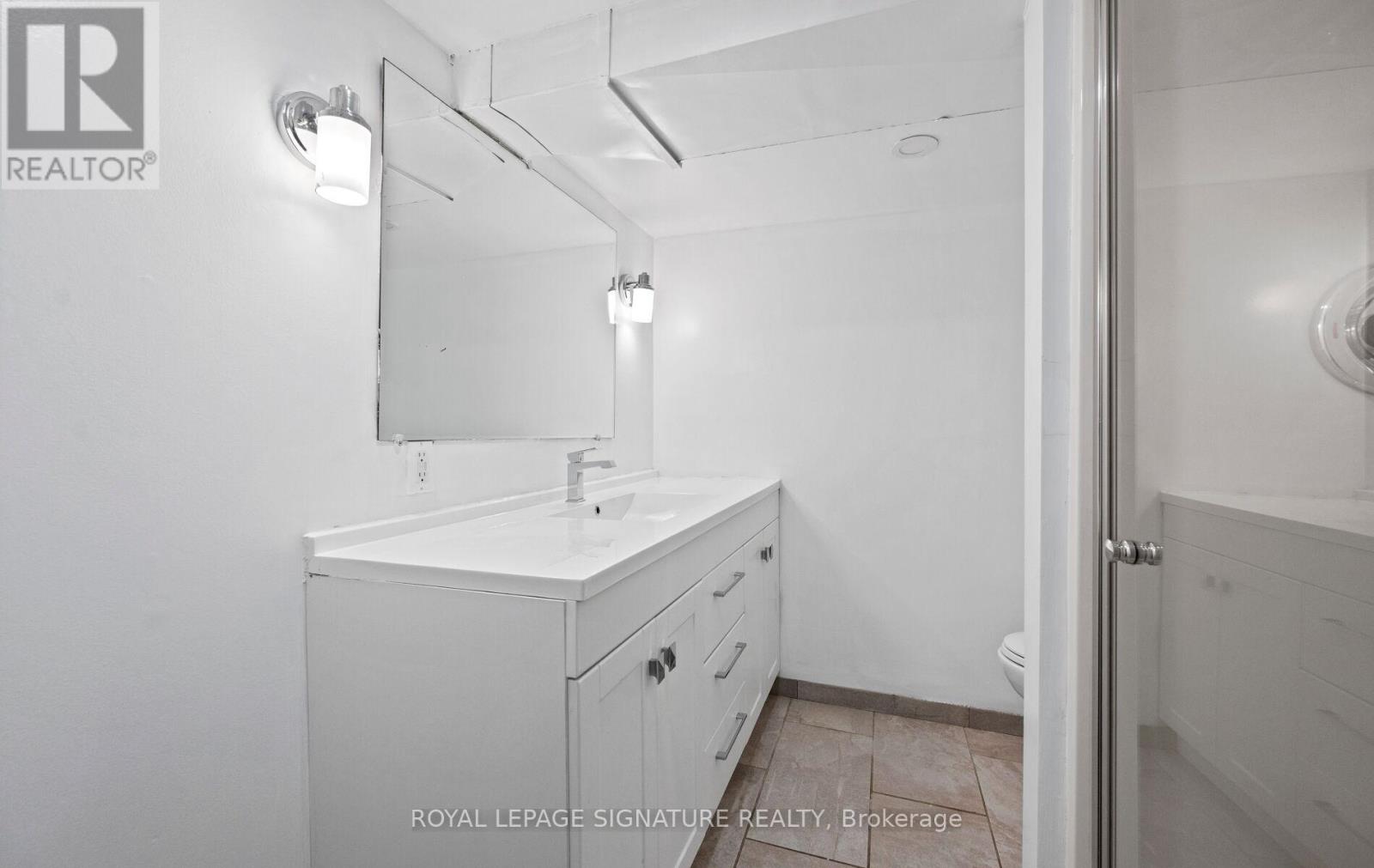 28 Eagle Road, Toronto, Ontario  M8Z 4H5 - Photo 36 - W12728608