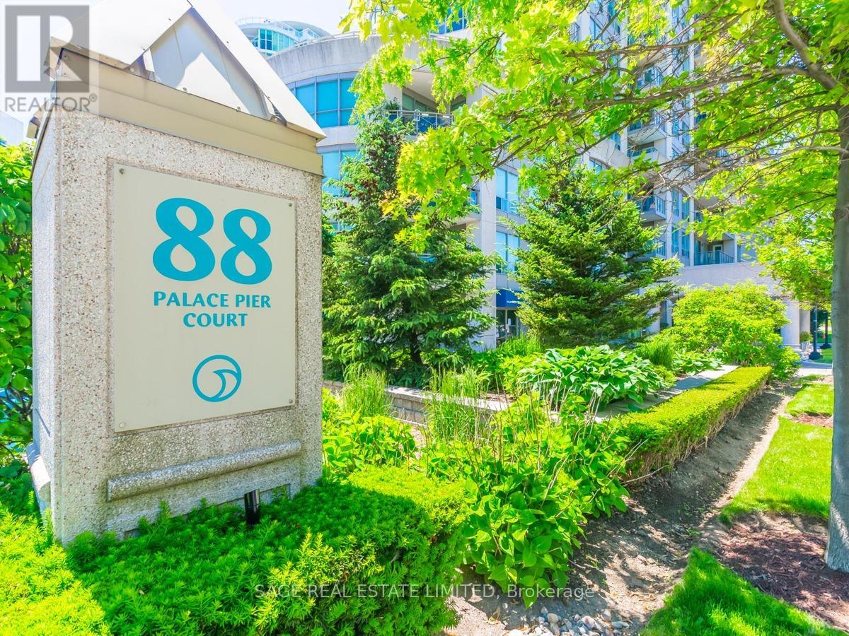 Ph208 - 88 Palace Pier Court, Toronto, Ontario  M8V 4C2 - Photo 3 - W12728654