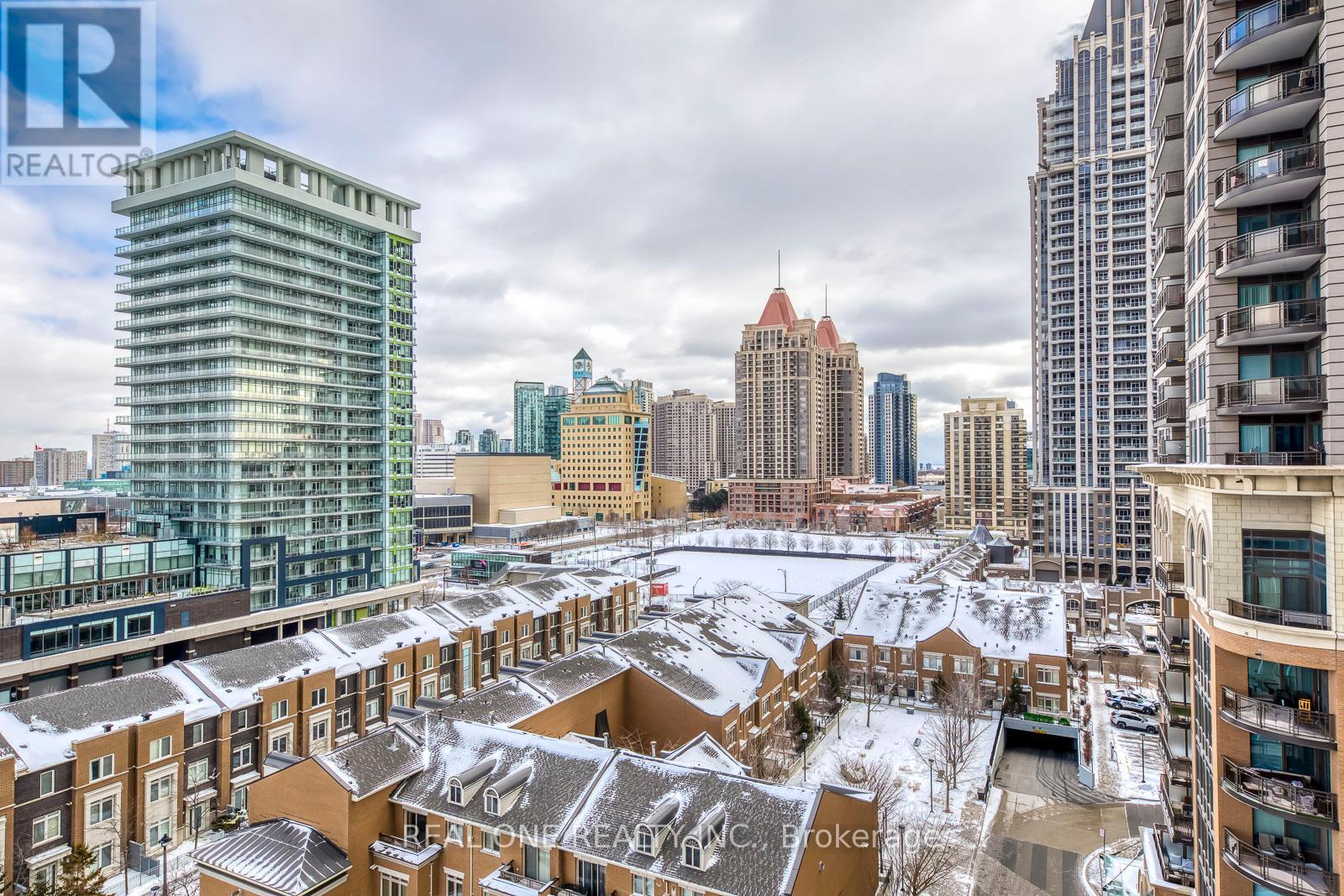 804 - 395 Square One Drive, Mississauga, Ontario  L5B 0P6 - Photo 18 - W12728686