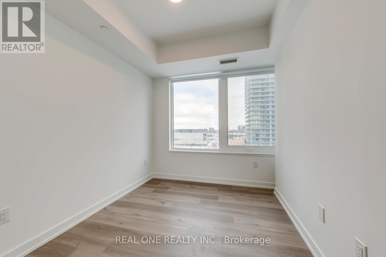 804 - 395 Square One Drive, Mississauga, Ontario  L5B 0P6 - Photo 25 - W12728686